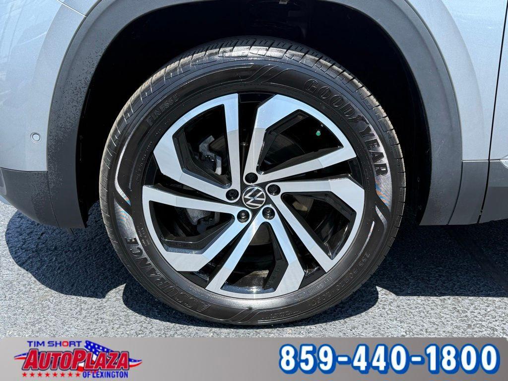 used 2020 Volkswagen Atlas Cross Sport car, priced at $29,000