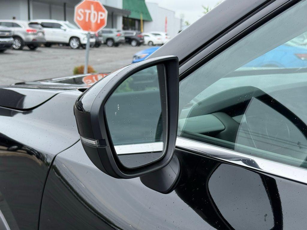 used 2022 Nissan Pathfinder car, priced at $31,648