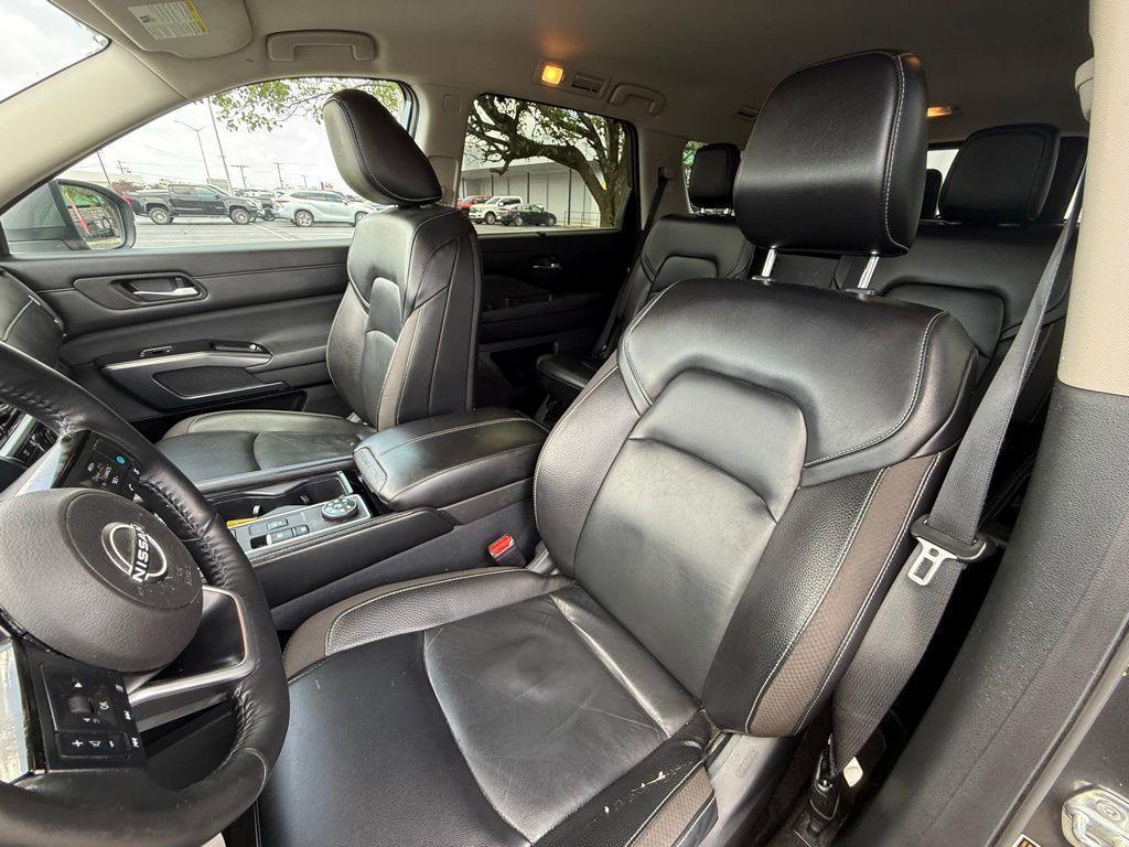used 2023 Nissan Pathfinder car, priced at $28,550