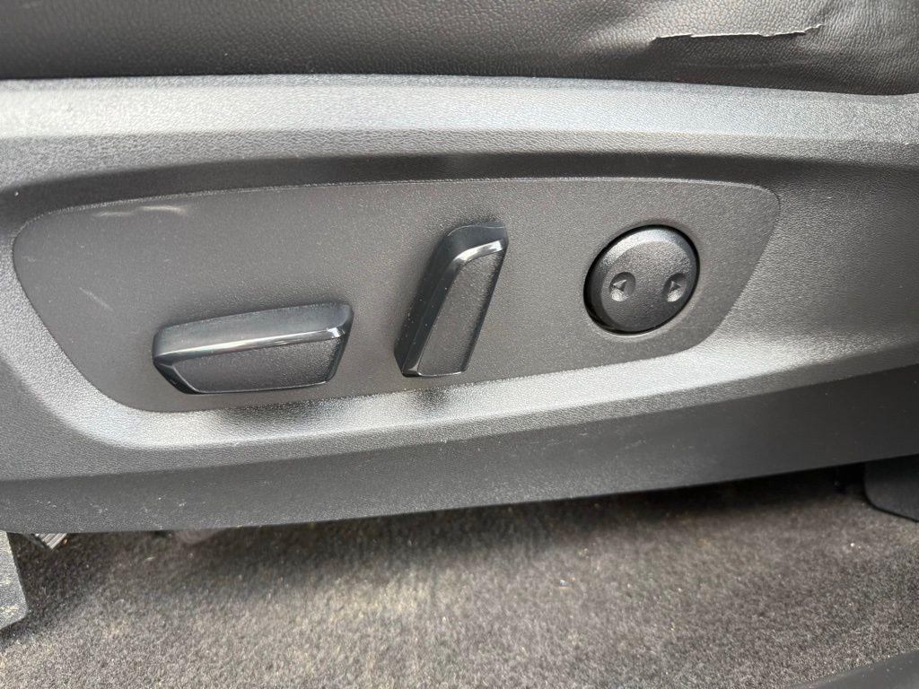 used 2023 Nissan Pathfinder car, priced at $25,750