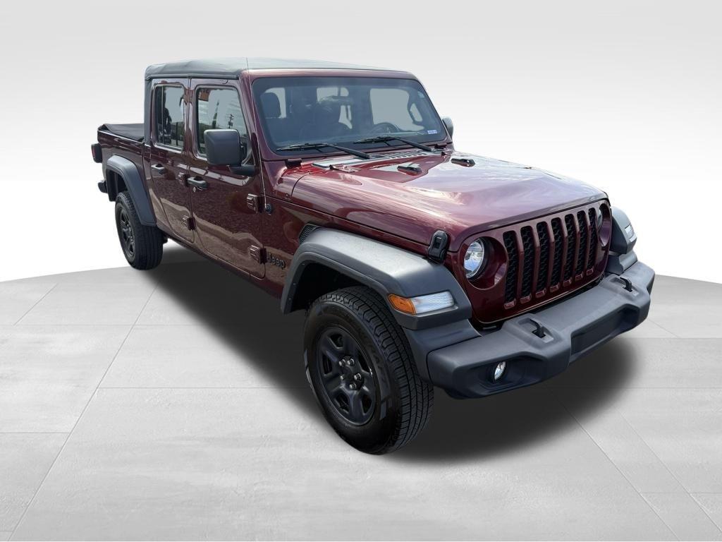 used 2022 Jeep Gladiator car, priced at $27,176