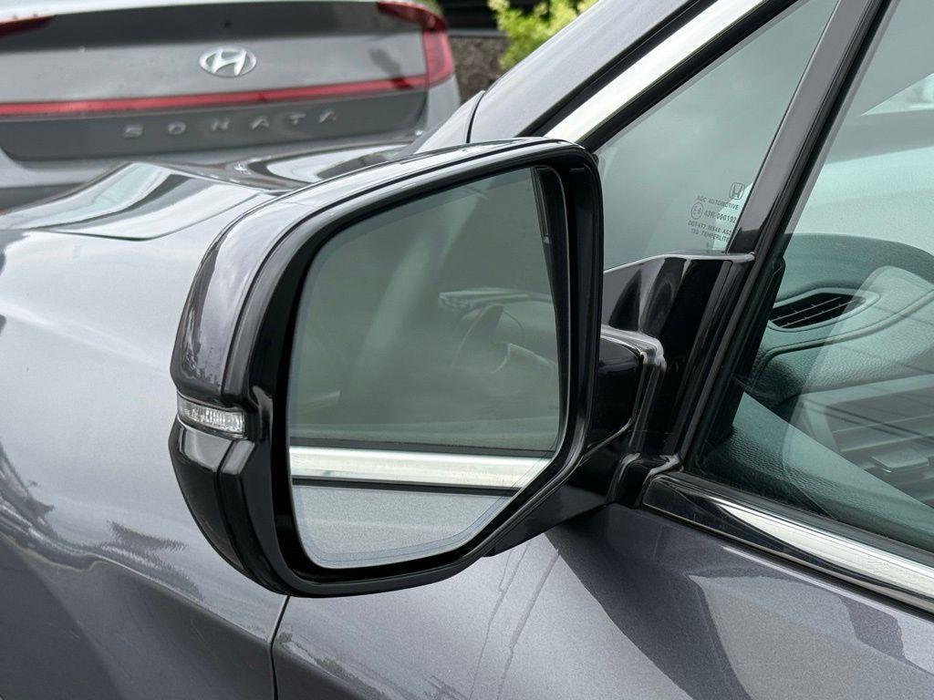 used 2020 Honda Pilot car, priced at $27,418