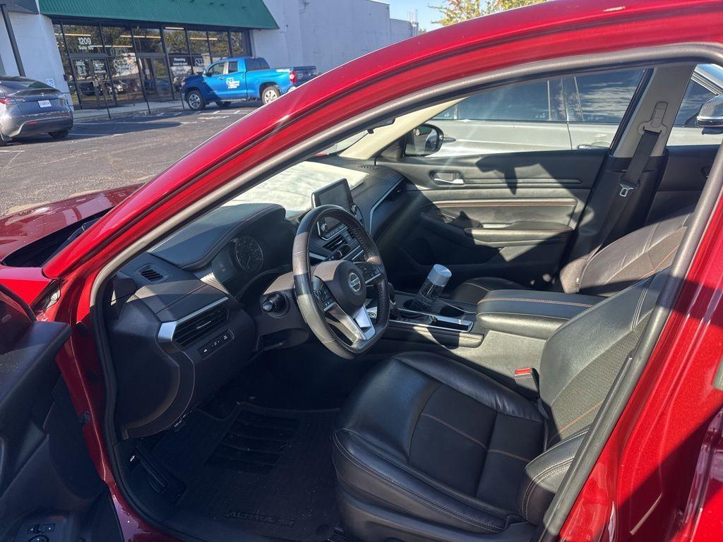 used 2022 Nissan Altima car, priced at $18,900