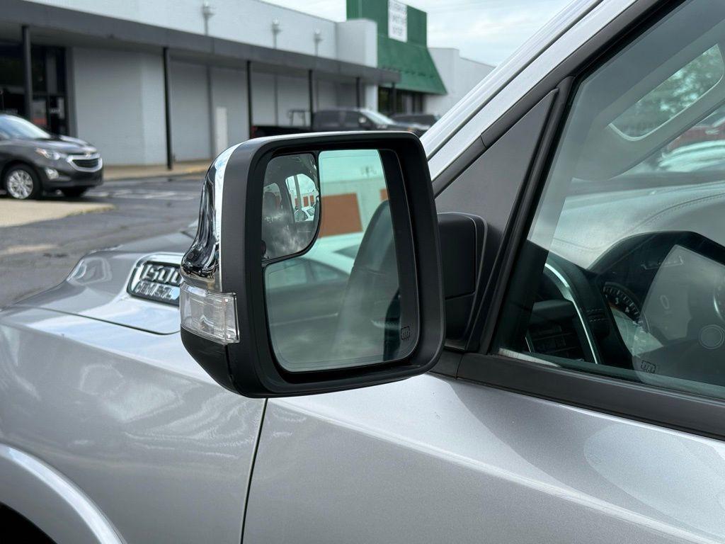 used 2022 Ram 1500 car, priced at $33,664