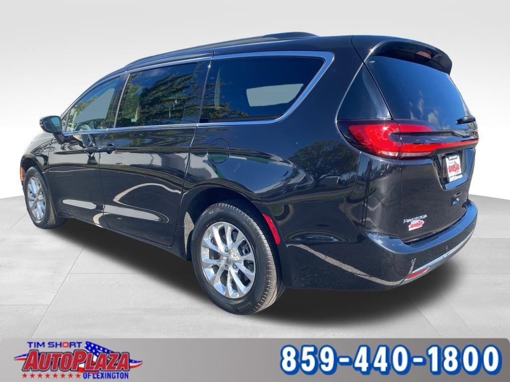 used 2022 Chrysler Pacifica car, priced at $32,500