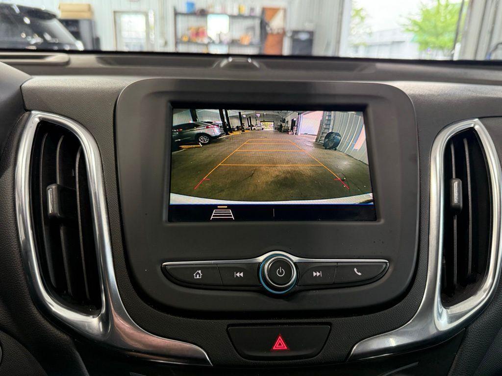 used 2021 Chevrolet Equinox car, priced at $19,546