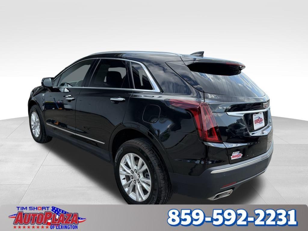 used 2022 Cadillac XT5 car, priced at $29,900