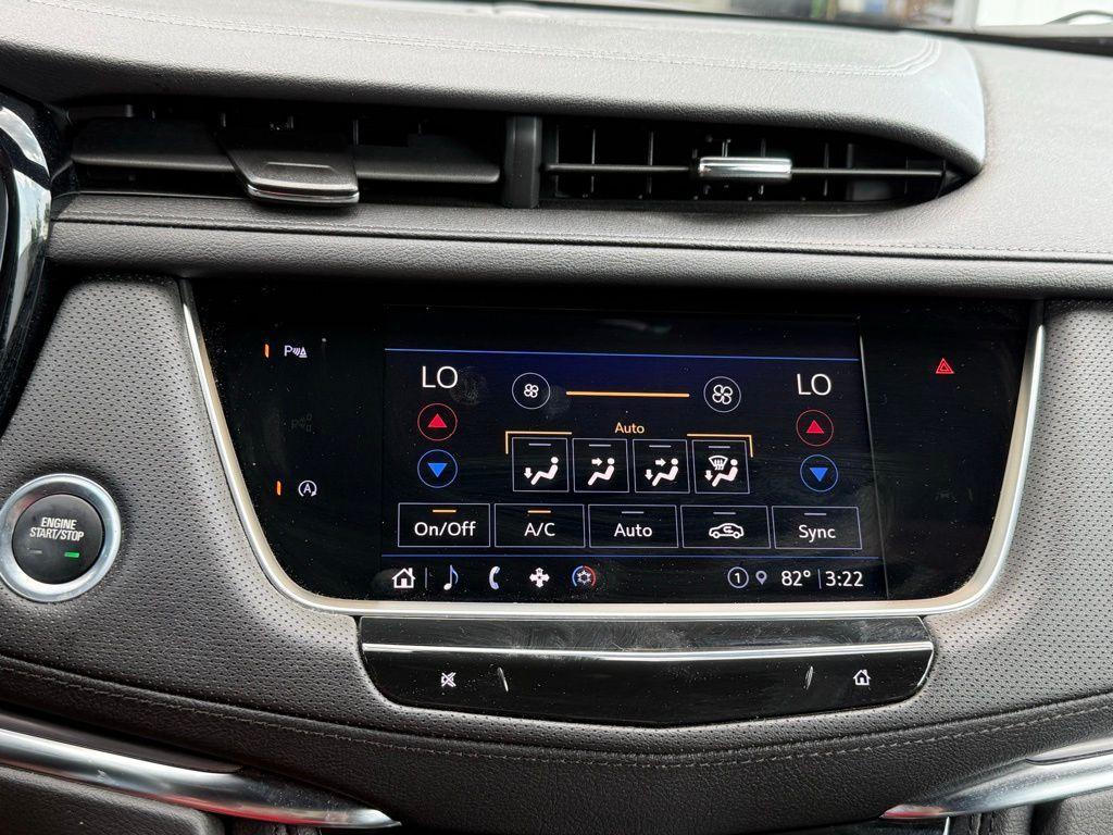used 2022 Cadillac XT5 car, priced at $30,000