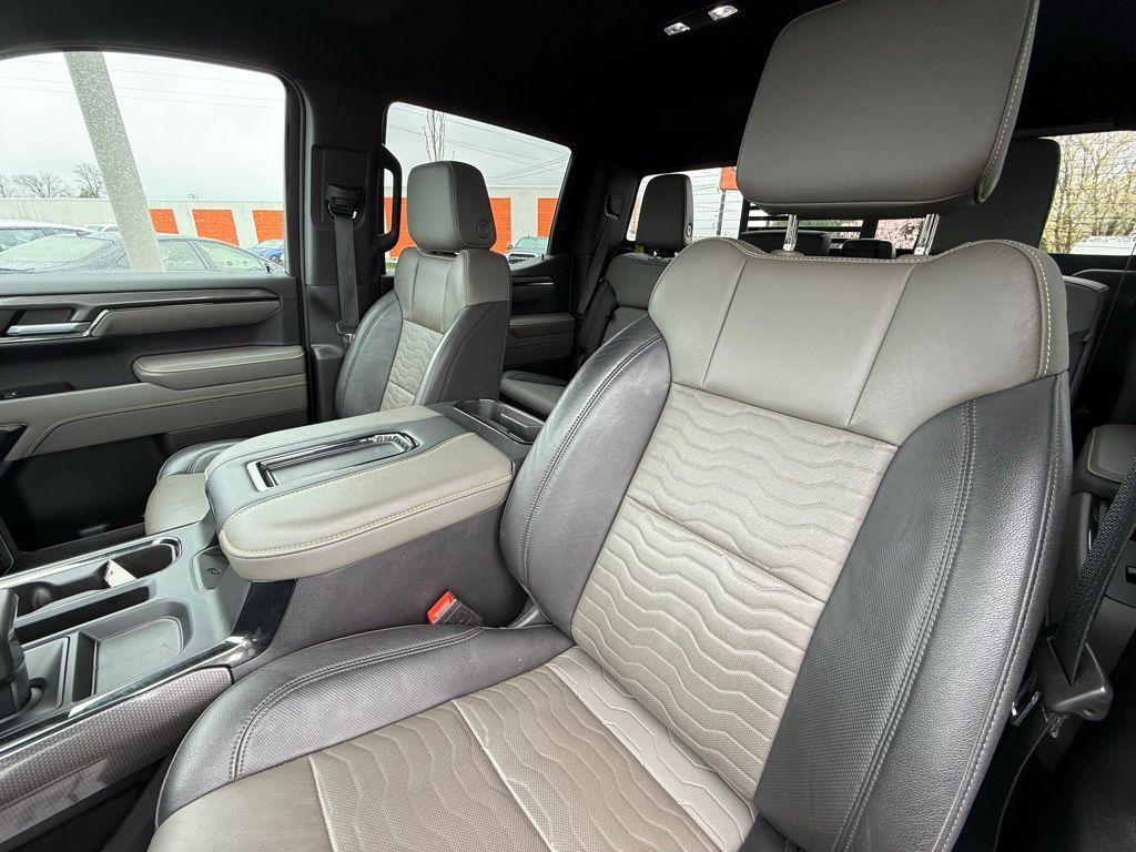 used 2022 Chevrolet Silverado 1500 car, priced at $52,990