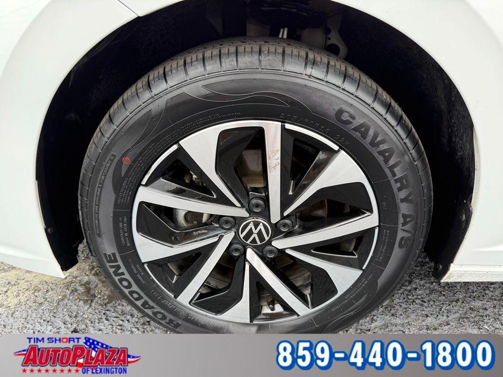 used 2024 Volkswagen Jetta car, priced at $18,200