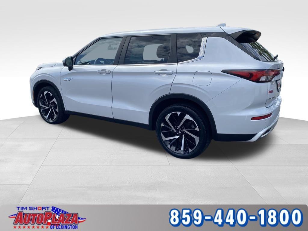 used 2023 Mitsubishi Outlander PHEV car, priced at $25,200