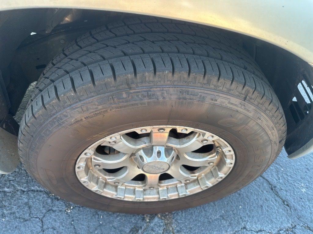 used 2004 Lexus GX 470 car, priced at $7,900