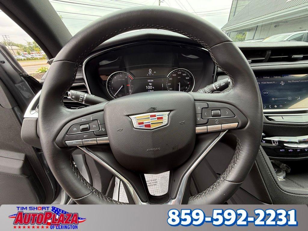 used 2024 Cadillac XT6 car, priced at $40,000