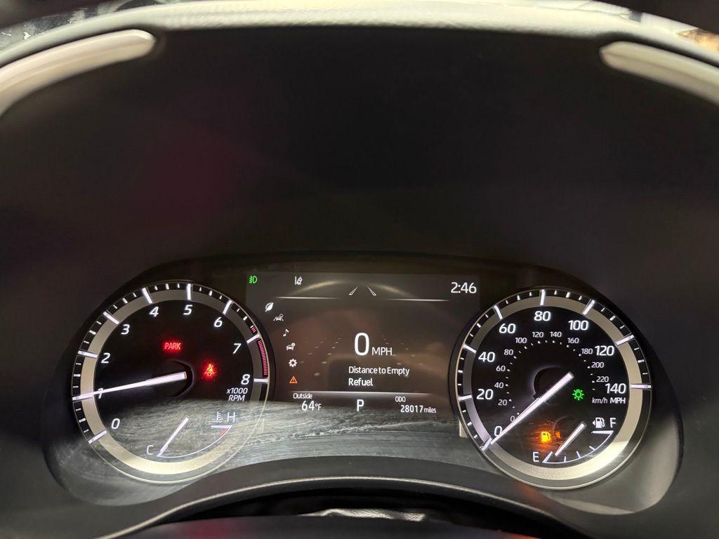 used 2022 Toyota Highlander car, priced at $40,074