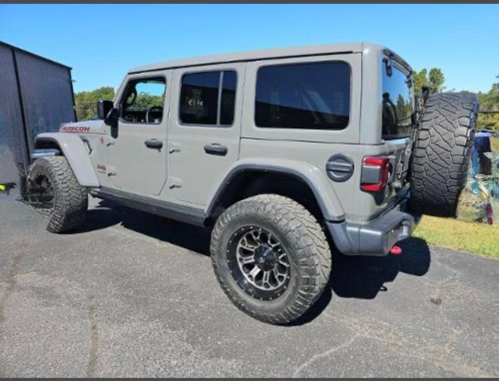 used 2020 Jeep Wrangler Unlimited car, priced at $30,400
