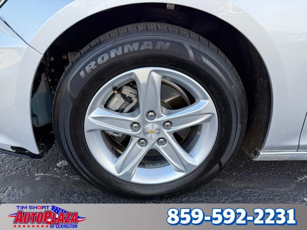 used 2022 Chevrolet Malibu car, priced at $16,800