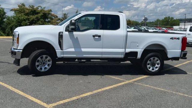 new 2024 Ford F-250 car, priced at $55,370