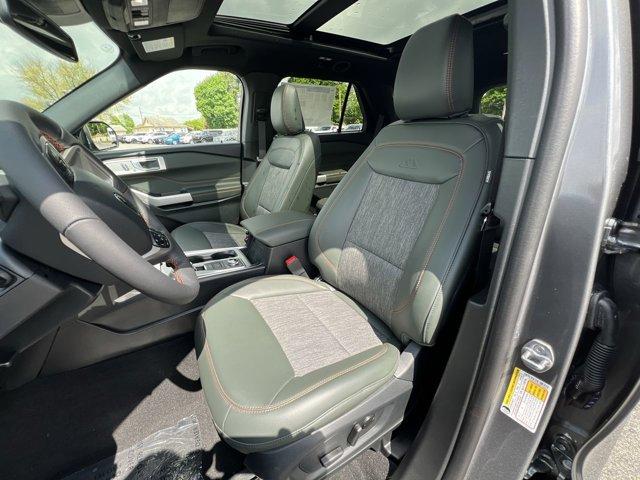 new 2024 Ford Explorer car, priced at $51,395