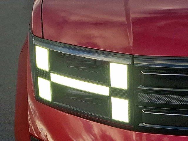 used 2024 Hyundai Santa Fe car, priced at $29,900