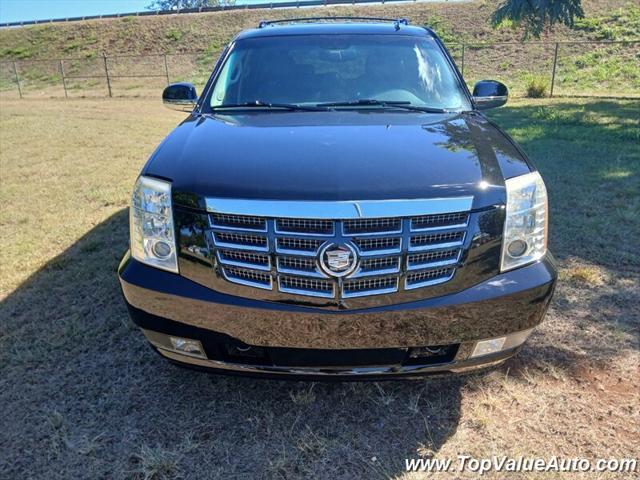 used 2013 Cadillac Escalade car, priced at $20,522