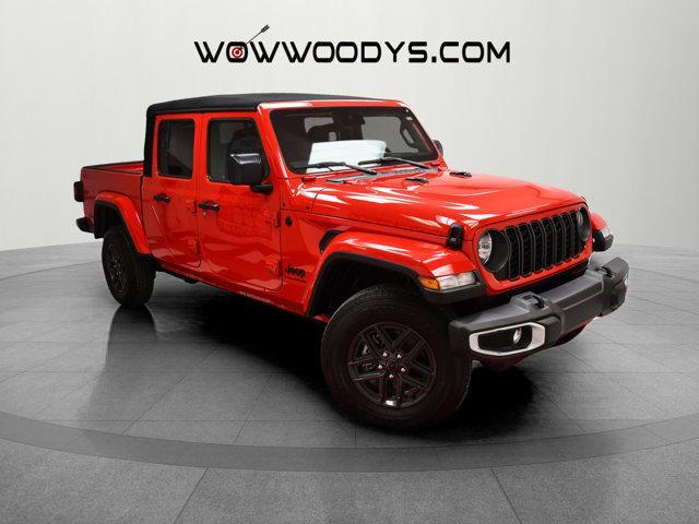 used 2024 Jeep Gladiator car, priced at $36,701