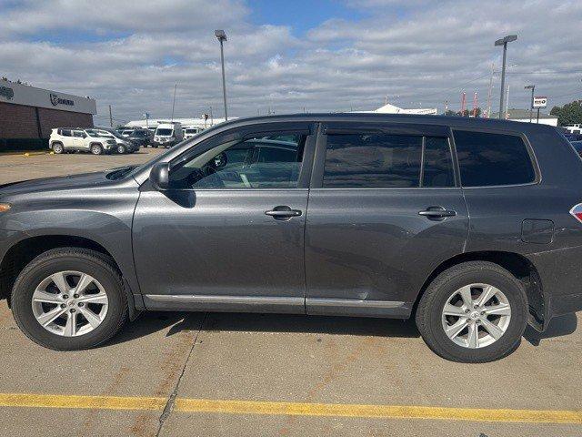 used 2012 Toyota Highlander car, priced at $10,997