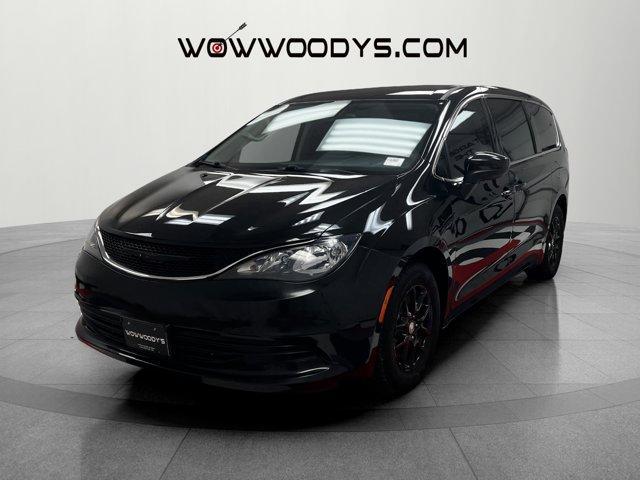 used 2017 Chrysler Pacifica car, priced at $12,997