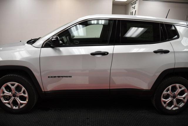 new 2025 Jeep Compass car, priced at $28,090