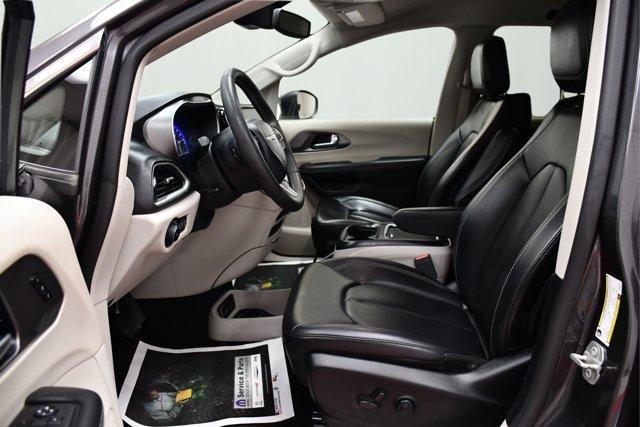 used 2023 Chrysler Pacifica car, priced at $24,772