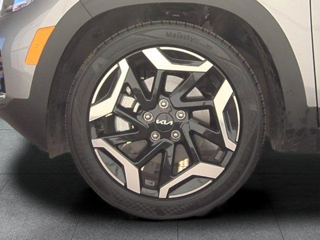 used 2024 Kia Seltos car, priced at $28,687