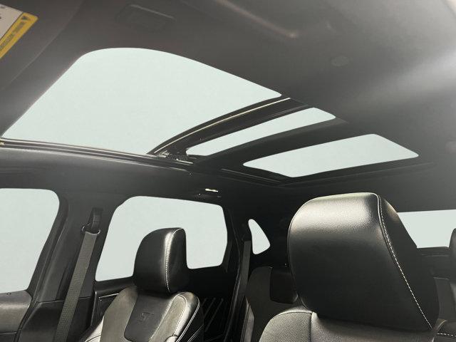 used 2022 Ford Edge car, priced at $27,997