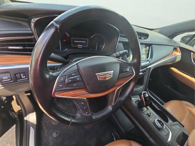 used 2021 Cadillac XT5 car
