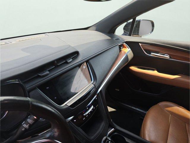 used 2021 Cadillac XT5 car