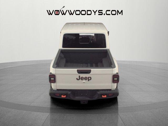 used 2024 Jeep Gladiator car