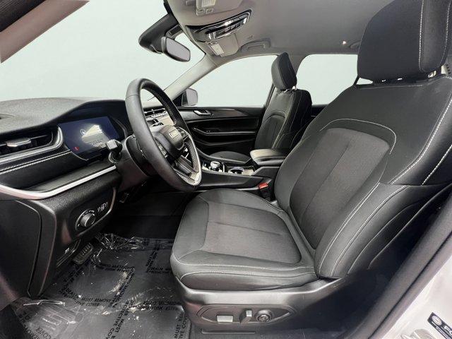 used 2024 Jeep Grand Cherokee car, priced at $33,597