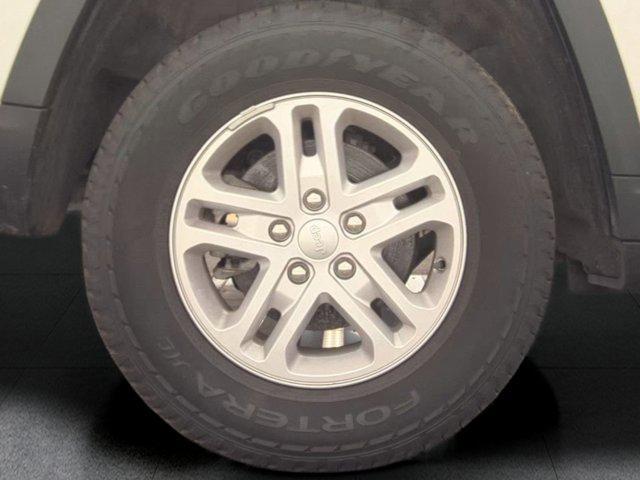 used 2024 Jeep Grand Cherokee car