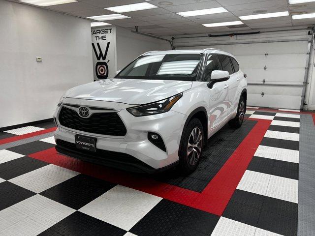 used 2022 Toyota Highlander car, priced at $33,730