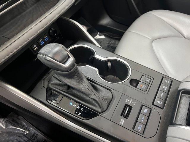 used 2022 Toyota Highlander car, priced at $33,730