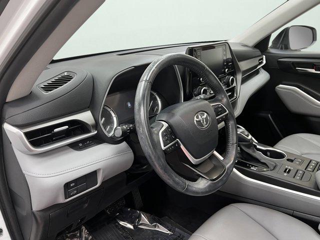 used 2022 Toyota Highlander car, priced at $33,730