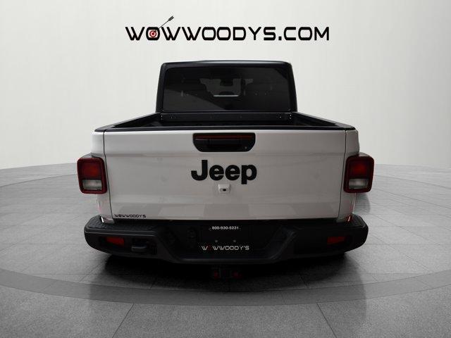 new 2024 Jeep Gladiator car, priced at $50,047