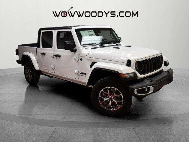 new 2024 Jeep Gladiator car, priced at $50,047