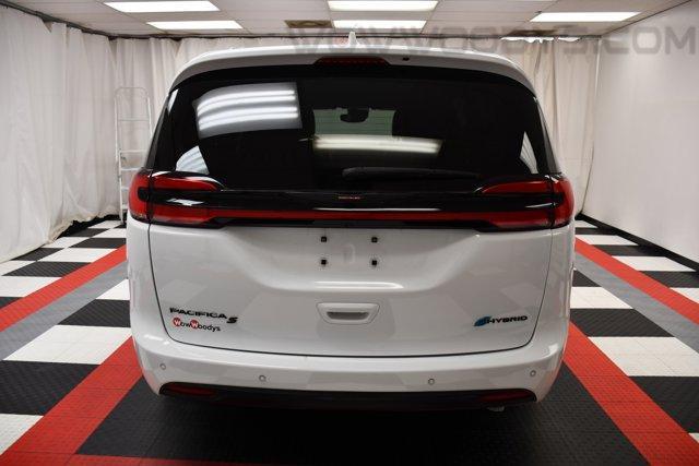 used 2021 Chrysler Pacifica Hybrid car, priced at $43,043