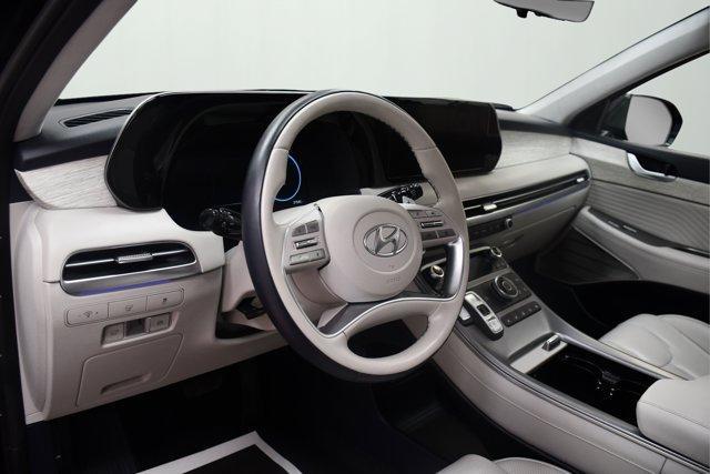 used 2024 Hyundai Palisade car, priced at $40,597
