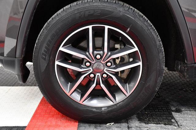 used 2019 Jeep Grand Cherokee car, priced at $23,597