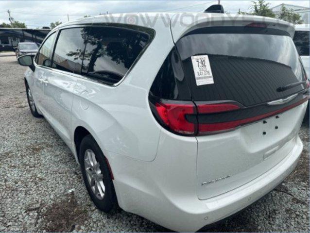 used 2023 Chrysler Pacifica car, priced at $32,597