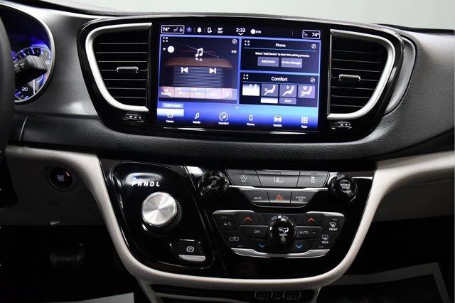 used 2023 Chrysler Pacifica car, priced at $24,999