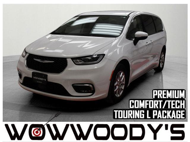 used 2023 Chrysler Pacifica car, priced at $23,597