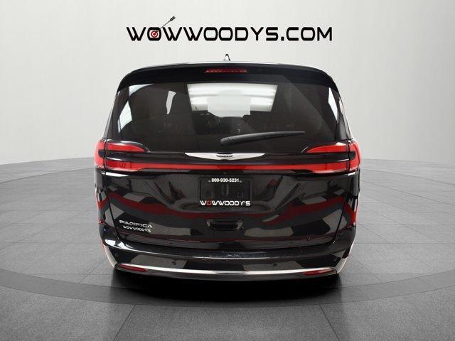 used 2023 Chrysler Pacifica car, priced at $23,597