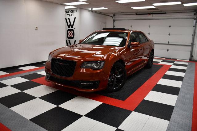 used 2021 Chrysler 300 car