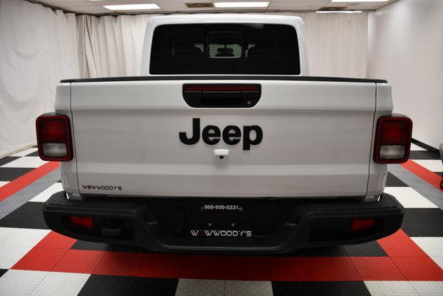 used 2024 Jeep Gladiator car, priced at $41,590